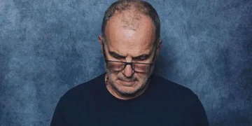 Bielsa Shrugs Off Photoshoot Criticism