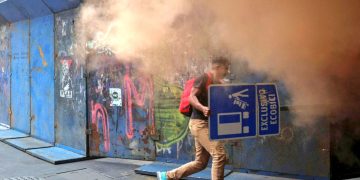 Mexico Protesters Storm Ministry Before World Cup